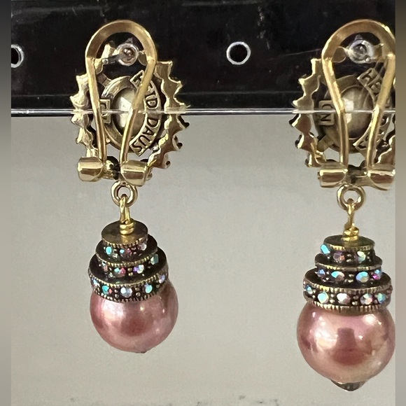 Heidi Daus 🆕 “Floral Intrigue” omega for pierced ears earrings - Picture 5 of 6